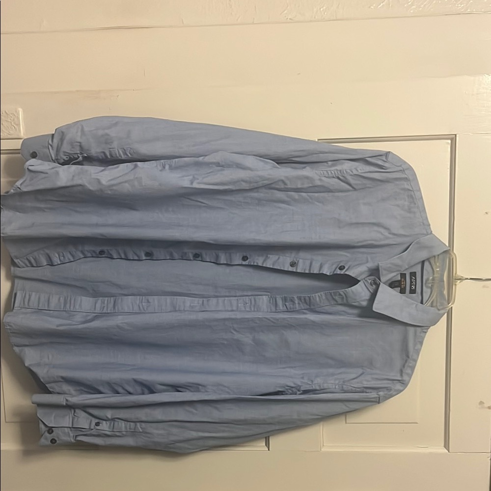 Men's Light Blue Button-Up casual shirt